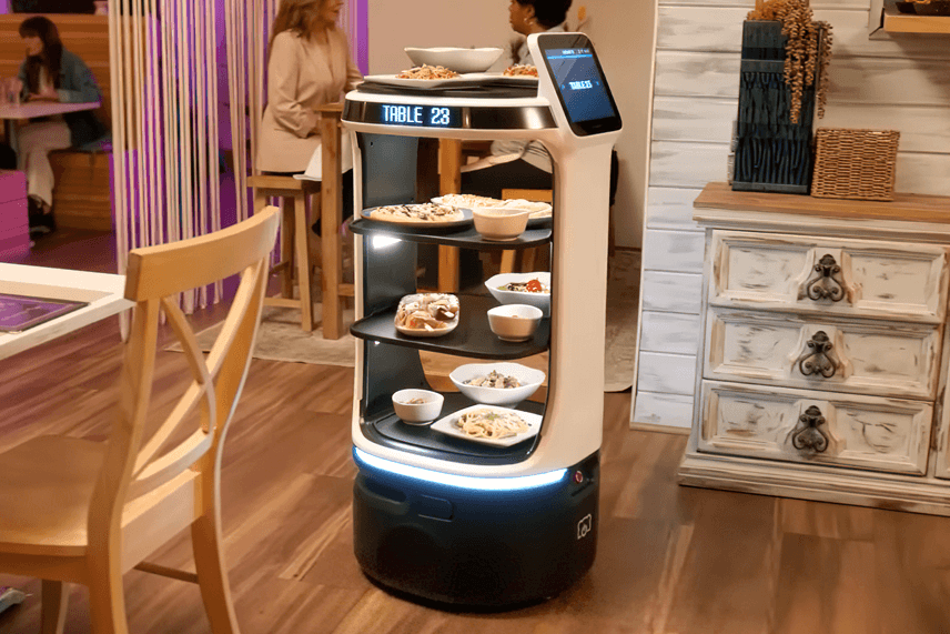 SERVI LIFT uses Lidar Navigation